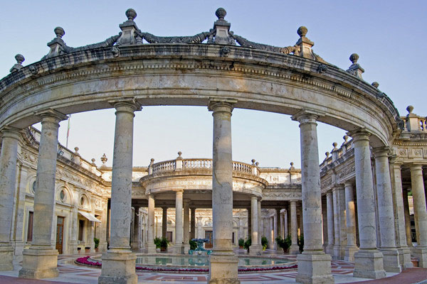 意大利溫泉小鎮(zhèn)規(guī)劃-蒙特卡蒂尼醫(yī)療康體溫泉